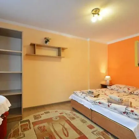 Nocleg ze śniadaniem Willa Pod Klonem Pokoje Goscinne