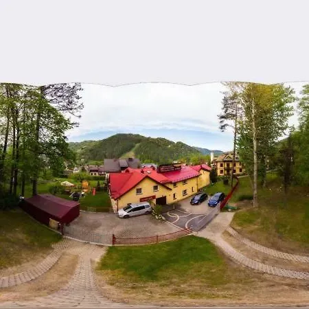 Nocleg ze śniadaniem Willa Pod Klonem Pokoje Goscinne *