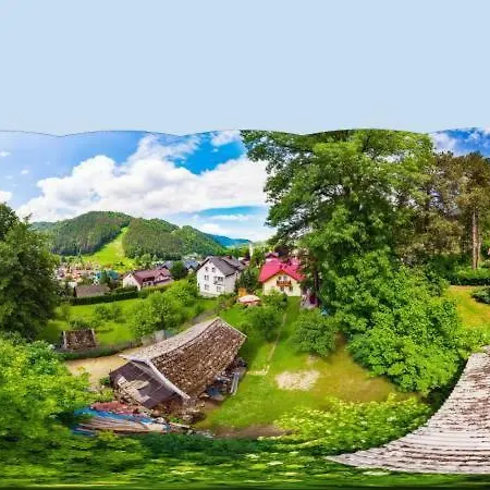 Willa Pod Klonem Pokoje Goscinne Bed & Breakfast *