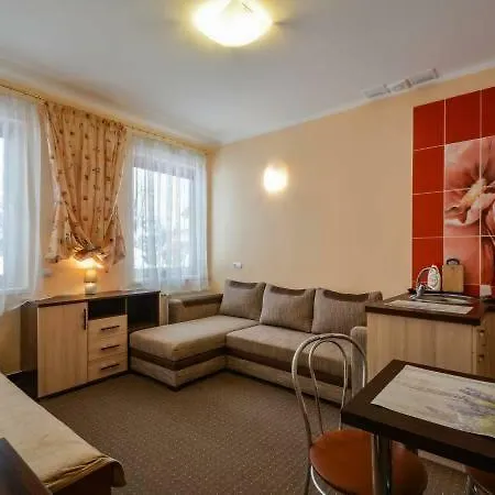 Bed & Breakfast Willa Pod Klonem Pokoje Goscinne *